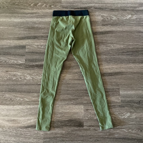 Bundle: 2x Sport leggings size Small - Picture 3 of 6